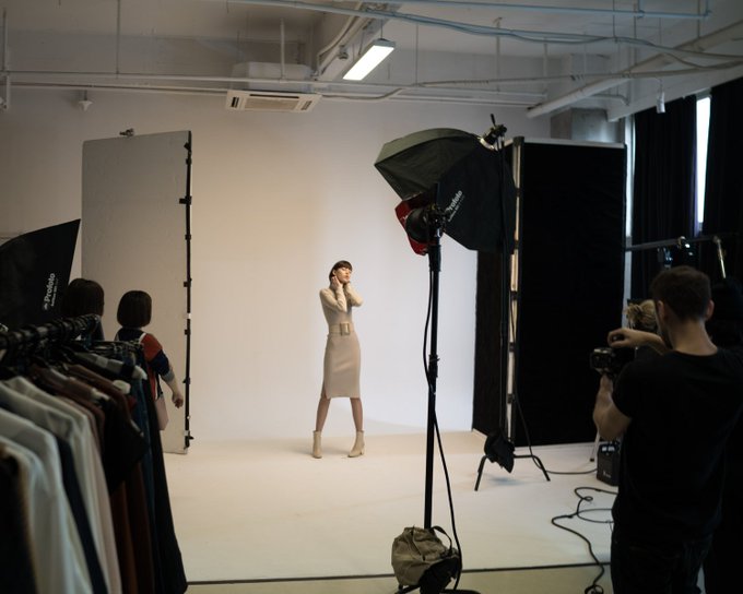 Behind the Scenes – AURA Photoshoot