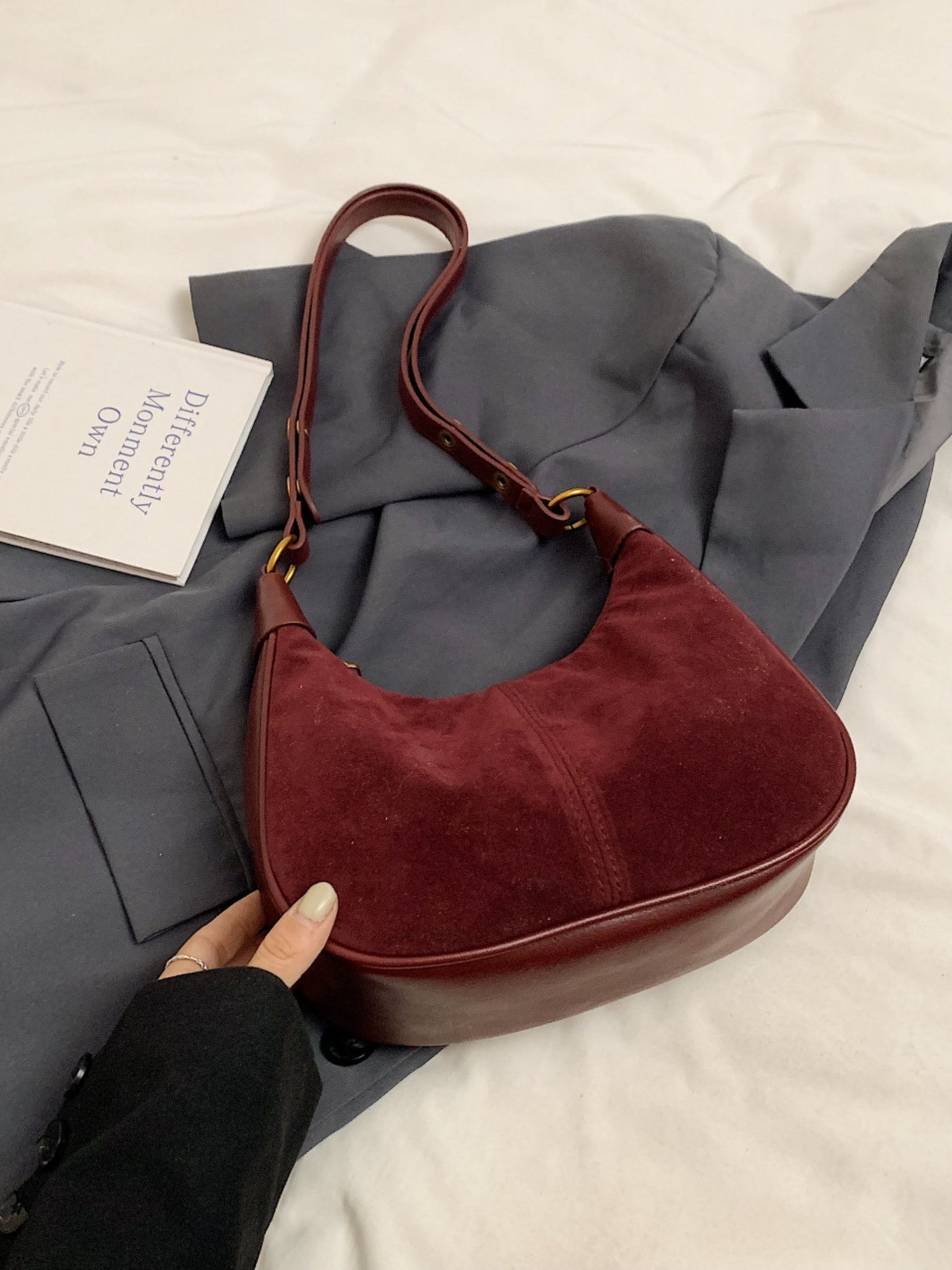 Élodie Shoulder Suede Bag