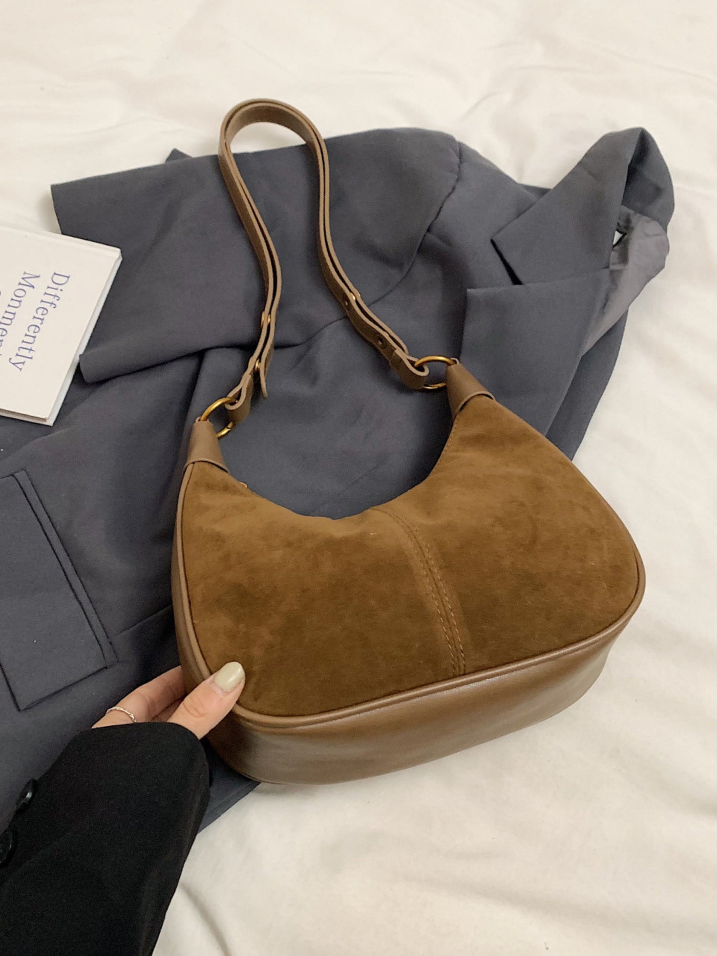 Élodie Shoulder Suede Bag