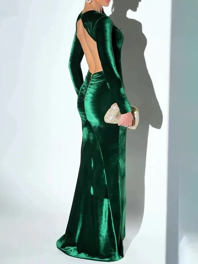 Lacey - Velvet Backless Long-sleeve Maxi Dress